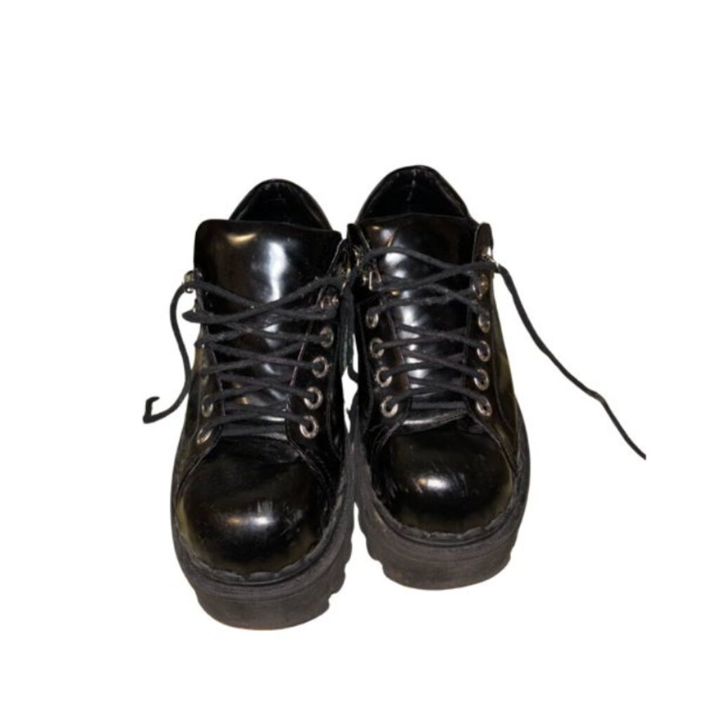 Unif Seek Shoe Platform